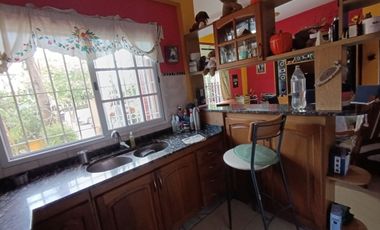 VENTA CASA 5 AMB. MULTIFAMILIAR HURLINGHAM-PILETA