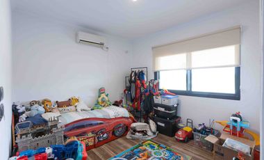 CASA EN VENTA 5 AMBIENTES BARRIO LA MAGDALENA