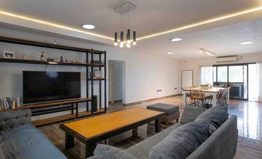CASA EN VENTA 5 AMBIENTES BARRIO LA MAGDALENA