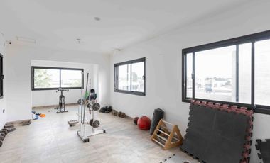 CASA EN VENTA 5 AMBIENTES BARRIO LA MAGDALENA