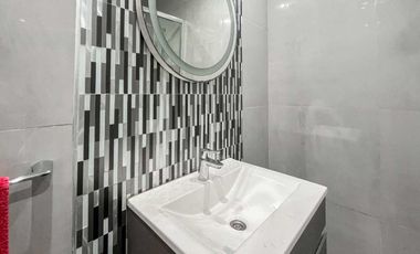 CASA 3 DOMITORIOS EN VENTA BERISSO PILETA