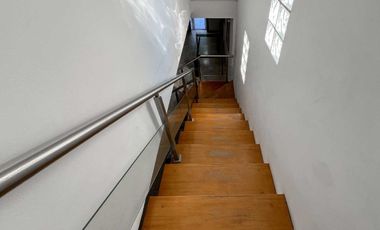 CASA 3 DOMITORIOS EN VENTA BERISSO PILETA