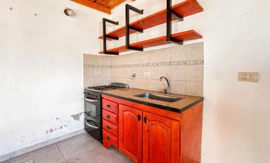 CASA 3 DOMITORIOS EN VENTA BERISSO PILETA