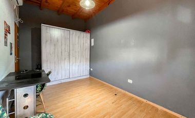 CASA 3 DOMITORIOS EN VENTA BERISSO PILETA