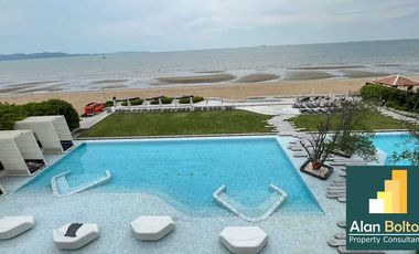 Luxury Pool Villa 3 Bedrooms 3 Bathrooms in Na Jomtien