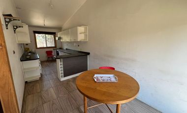 SE ARRIENDA CASA EN LIMACHE VIEJO
