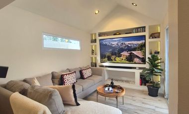 MODERNA Y REMODELADA CASA EN BOSQUE LOS BATROS, SAN PEDRO DE LA PAZ