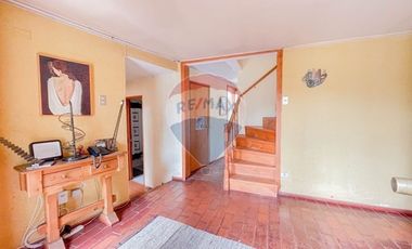 Casa 6D en El Arrayán, terreno 10.300 m²