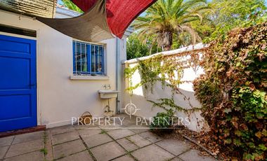 Casa con maravilloso patio, en venta en Ñuñoa