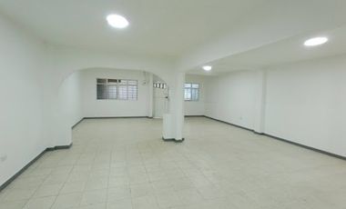 ARRIENDO de CASA COMERCIAL en CALI