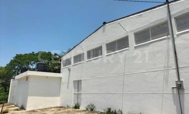 Se vende Bodega en la Col. Leonardo Gutiérrez Colima, Col.