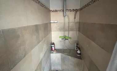 Casa 4 ambientes. Piscina. Olivos.