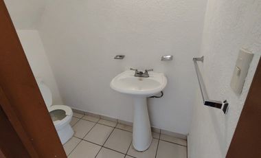 CASA EN VENTA EN LA COLONIA MISIÓN LA FLORESTA