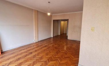 Departamento 3 ambientes | en Venta | Flores | Oportunidad Excelente Distribución