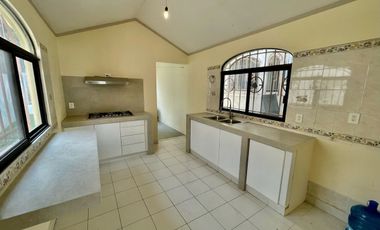 CASA EN RENTA TLALTENANGO