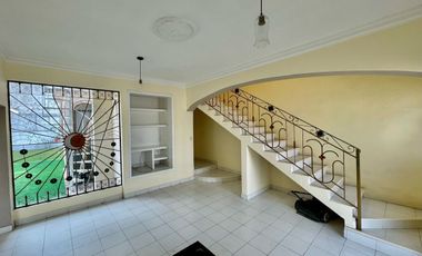 CASA EN RENTA TLALTENANGO