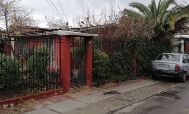 A UNA CUADRA METRO SANTA ROSA