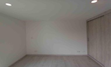 APARTAMENTO EN ARRIENDO EN AV ALBERTO MENDOZA/MANIZALES