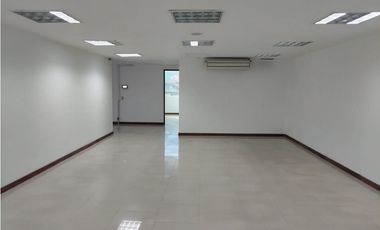 OFICINA EN ARRIENDO LOS BALSOS - MILLA DE ORO