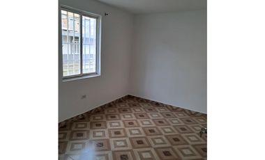 SE VENDE CASA CON PLANCHA EN EL BARRIO FLOR DE LA CAMPANA TULU