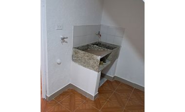 SE VENDE CASA CON PLANCHA EN EL BARRIO FLOR DE LA CAMPANA TULU
