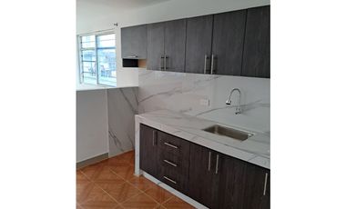 SE VENDE CASA CON PLANCHA EN EL BARRIO FLOR DE LA CAMPANA TULU