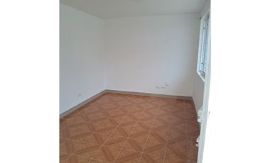 SE VENDE CASA CON PLANCHA EN EL BARRIO FLOR DE LA CAMPANA TULU