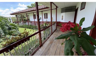 VENTA DE FINCA EN MONTENEGRO, QUINDO, COLOMBIA
