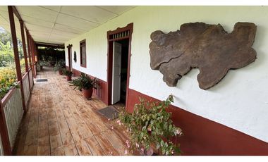 VENTA DE FINCA EN MONTENEGRO, QUINDO, COLOMBIA
