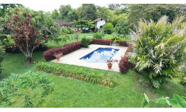 VENTA DE FINCA EN MONTENEGRO, QUINDO, COLOMBIA