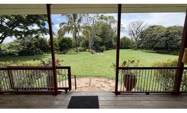 VENTA DE FINCA EN MONTENEGRO, QUINDO, COLOMBIA