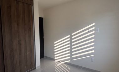 CASA EN RENTA, TESALIA RESIDENCIAL, LOMAS DE ANGELOPOLIS IIIOPOLIS IIII