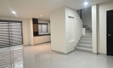 CASA EN RENTA, TESALIA RESIDENCIAL, LOMAS DE ANGELOPOLIS IIIOPOLIS IIII