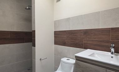 CASA EN RENTA, TESALIA RESIDENCIAL, LOMAS DE ANGELOPOLIS IIIOPOLIS IIII