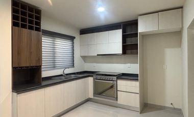 CASA EN RENTA, TESALIA RESIDENCIAL, LOMAS DE ANGELOPOLIS IIIOPOLIS IIII