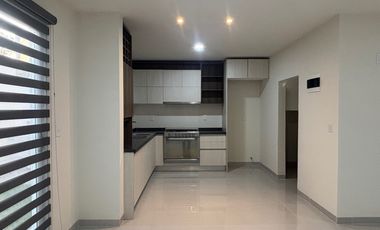 CASA EN RENTA, TESALIA RESIDENCIAL, LOMAS DE ANGELOPOLIS IIIOPOLIS IIII