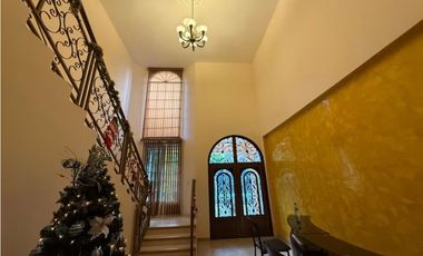 Venta de Casa Unifamiliar en Llanos de Curundú, Ancón | LH