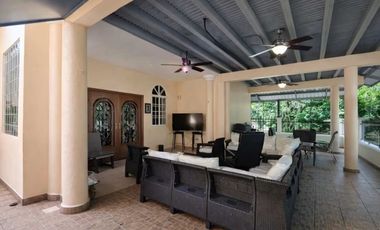 Venta de Casa Unifamiliar en Llanos de Curundú, Ancón | LH