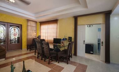Venta de Casa Unifamiliar en Llanos de Curundú, Ancón | LH