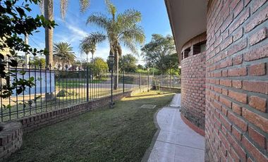 VENTA CASA 2 DORMITORIOS BARRIO ALTO PADILLA