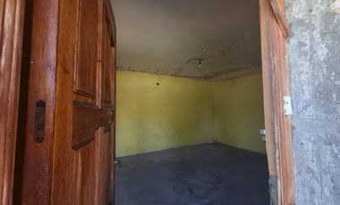 VENTA DE CASA A REFACIONAR B° BALCON, 3 AMBIENTES
