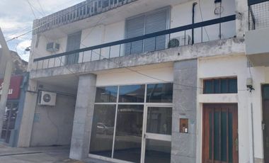 SE ALQUILA CASA CON LOCAL COMERCIAL, RECONQUISTA