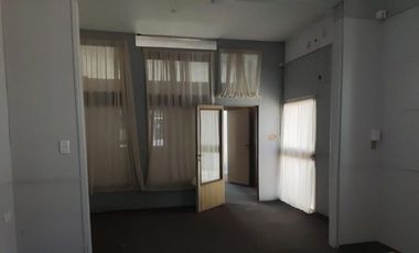 SE ALQUILA CASA CON LOCAL COMERCIAL, RECONQUISTA