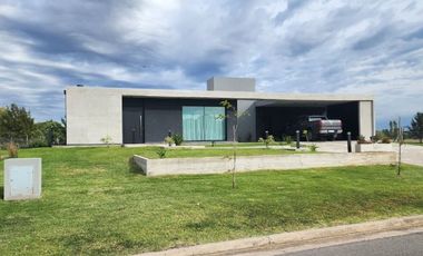 Casa en venta en La Plata