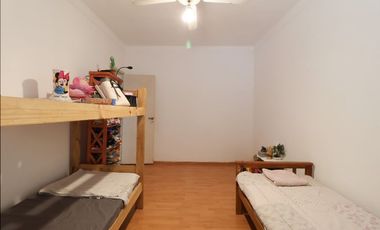 VENTA CASA TRES AMBIENTES Y TERRENO GLEW