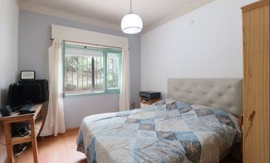 VENTA CASA TRES AMBIENTES Y TERRENO GLEW