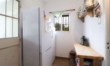 VENTA CASA TRES AMBIENTES Y TERRENO GLEW