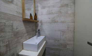 VENTA DE CASA CON PILETA -TRUJUI MORENO