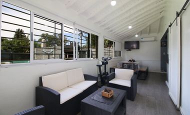VENTA DE CASA CON PILETA -TRUJUI MORENO