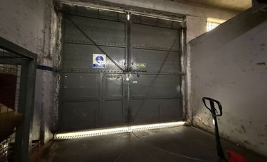 LOCAL / DEPÓSITO EN ALQUILER – 1.200 m² V. ALSINA